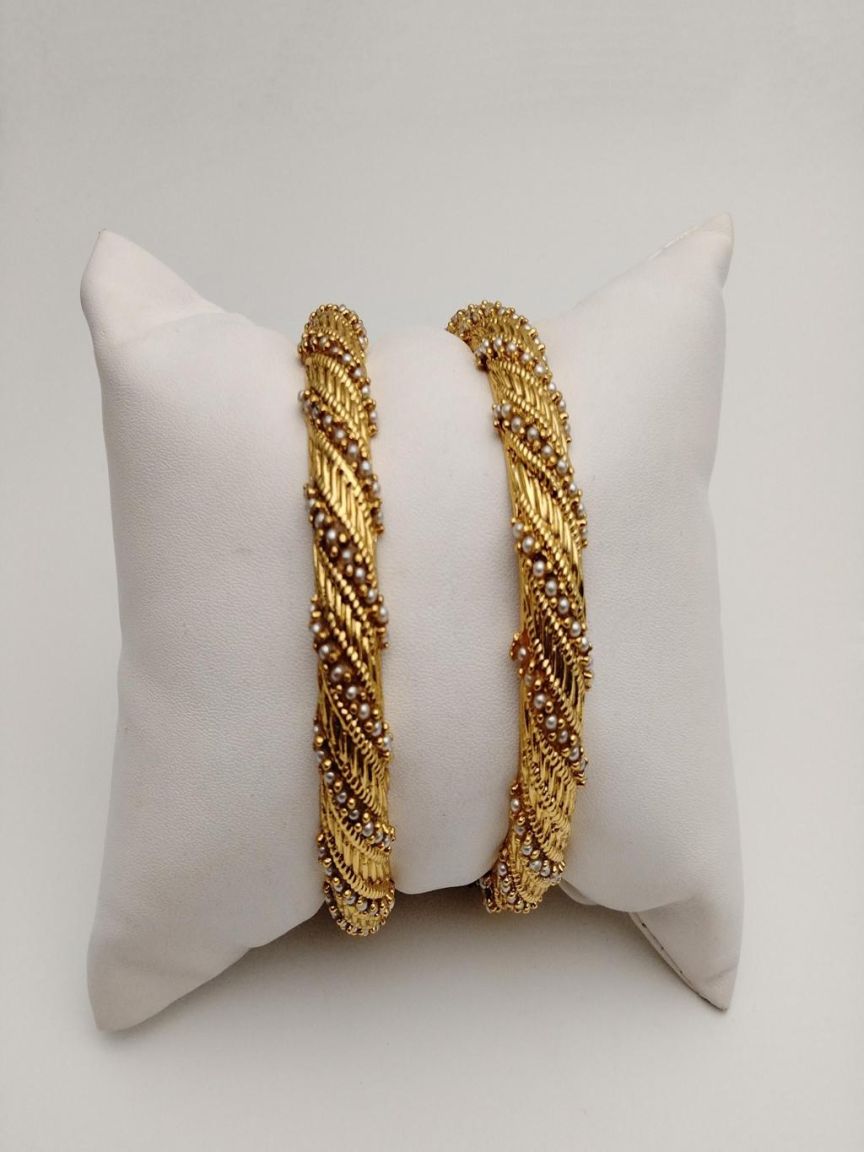 BANGLES IN POLKI (GOLD POLISH) STYLE | DESIGN - 25743