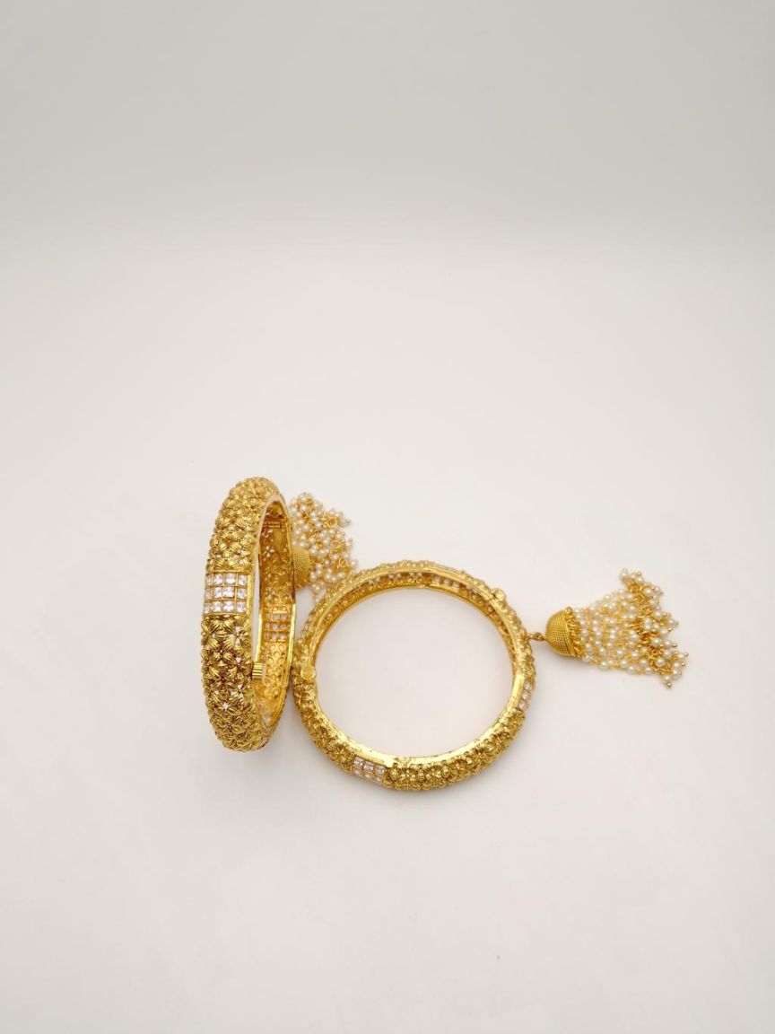 BANGLES IN POLKI (GOLD POLISH) STYLE | DESIGN - 25744