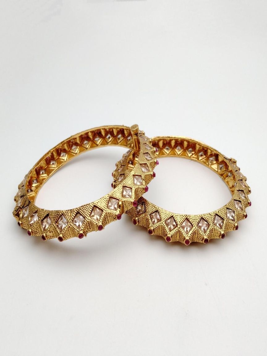 BANGLES IN POLKI (GOLD POLISH) STYLE | DESIGN - 25758