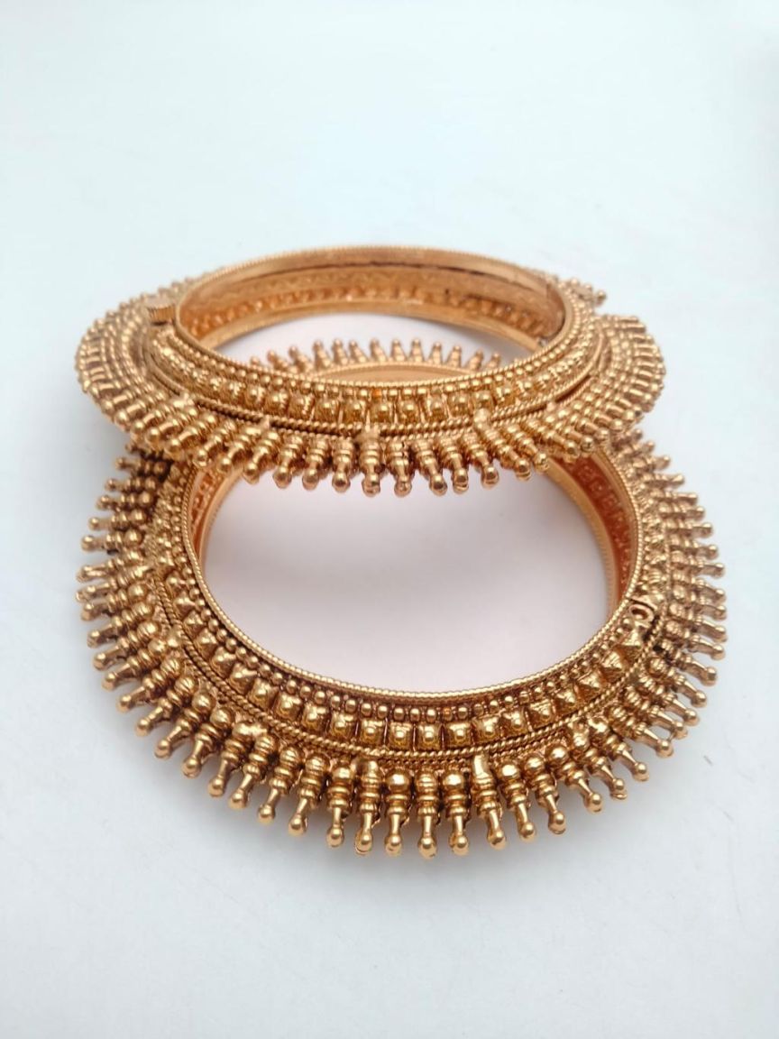 BANGLES IN POLKI (GOLD POLISH) STYLE | DESIGN - 25763
