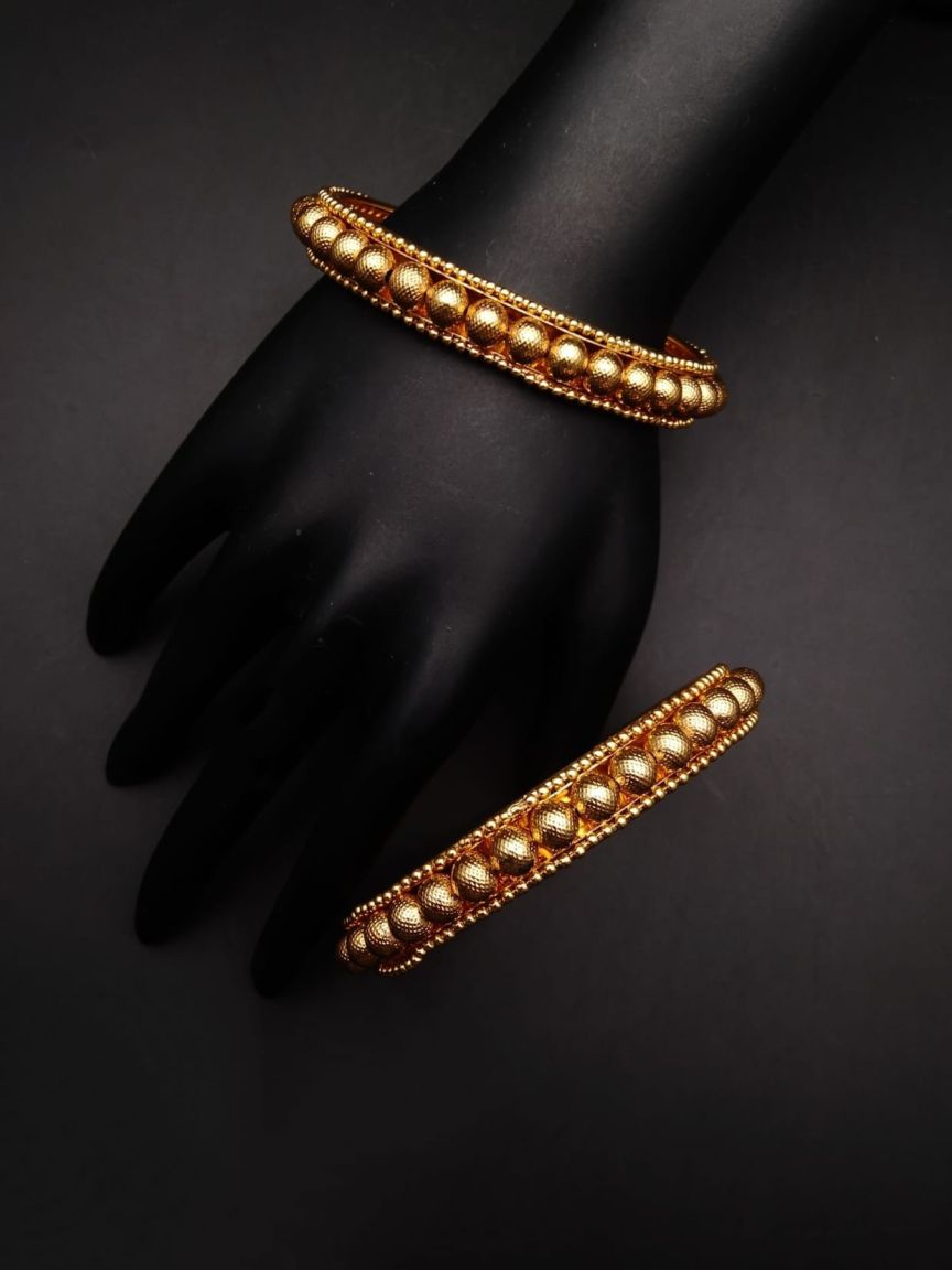 BANGLES IN POLKI (GOLD POLISH) STYLE | DESIGN - 25774