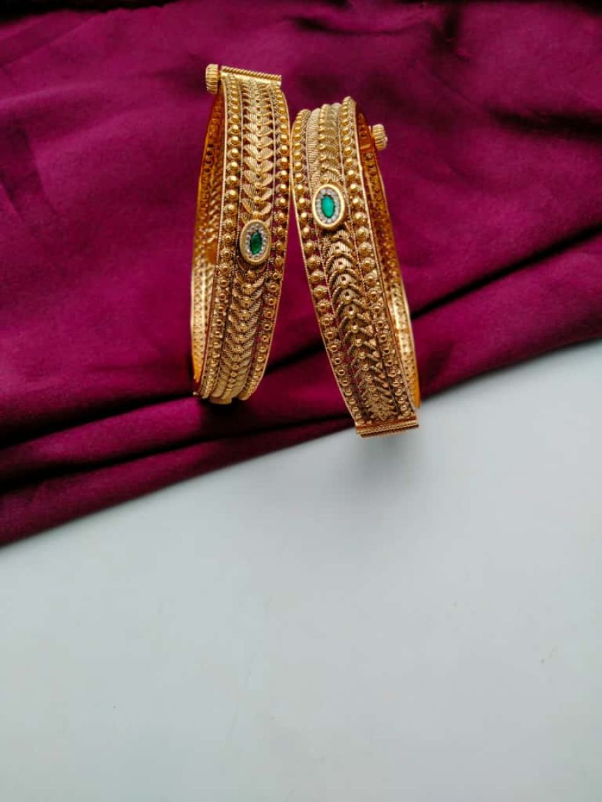 polki-bangles-BAP25809RGRRJ26
