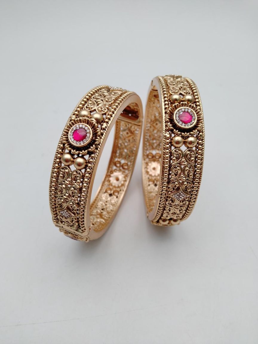 polki-bangles-BAP25832RRJ26