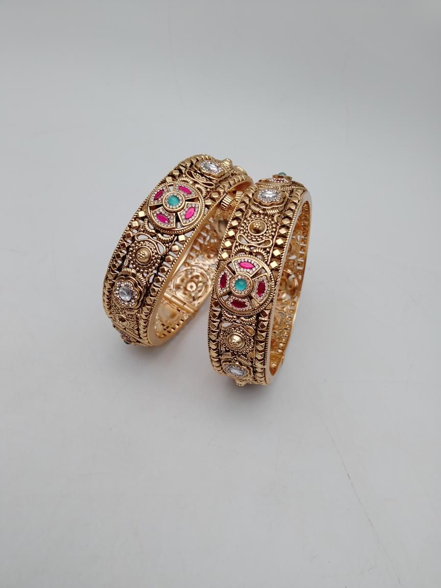 polki-bangles-BAP25838RMGGD24