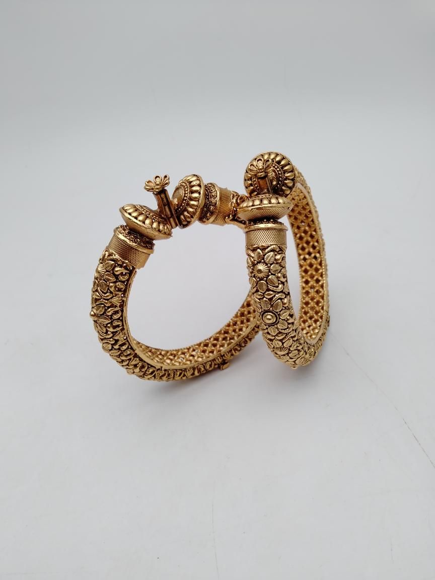 BANGLES IN POLKI (GOLD POLISH) STYLE | DESIGN - 25843