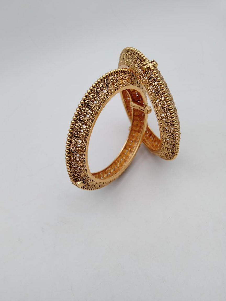 polki-bangles-BAP25845GDAG28