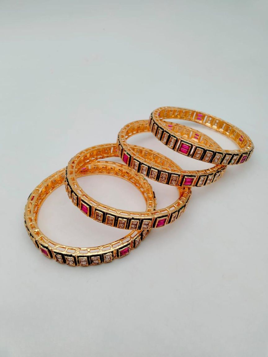4PS BANGLES (JOTA) IN POLKI (GOLD POLISH) STYLE | DESIGN - 26018