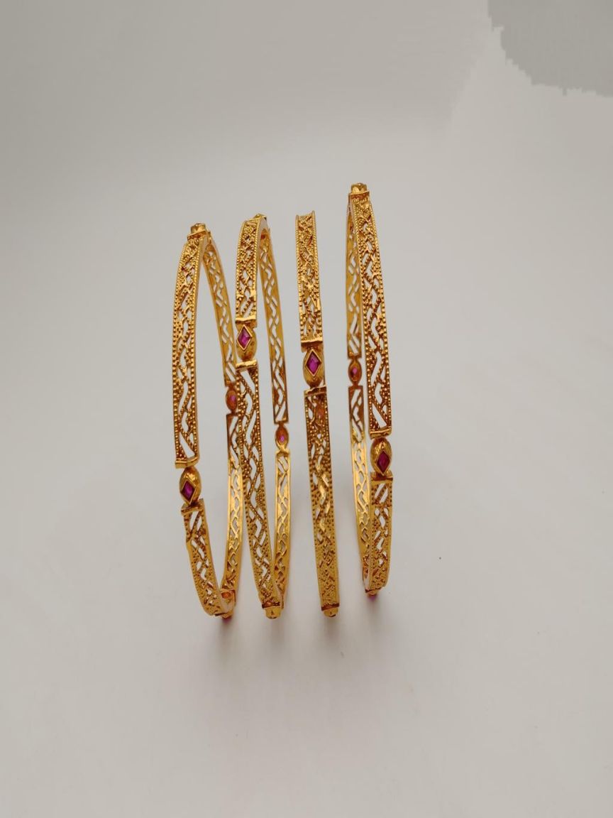 4PS BANGLES (JOTA) IN POLKI (GOLD POLISH) STYLE | DESIGN - 26068
