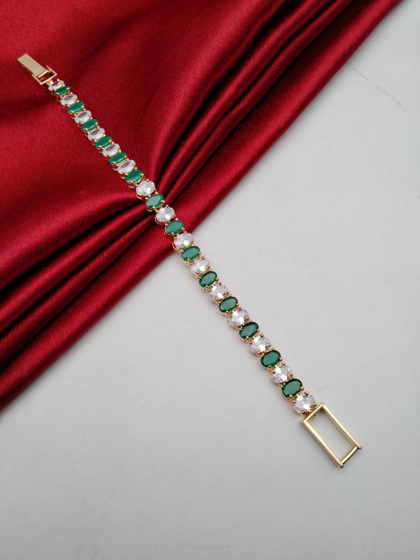 BRACELETS IN AD STYLE | DESIGN - 13071