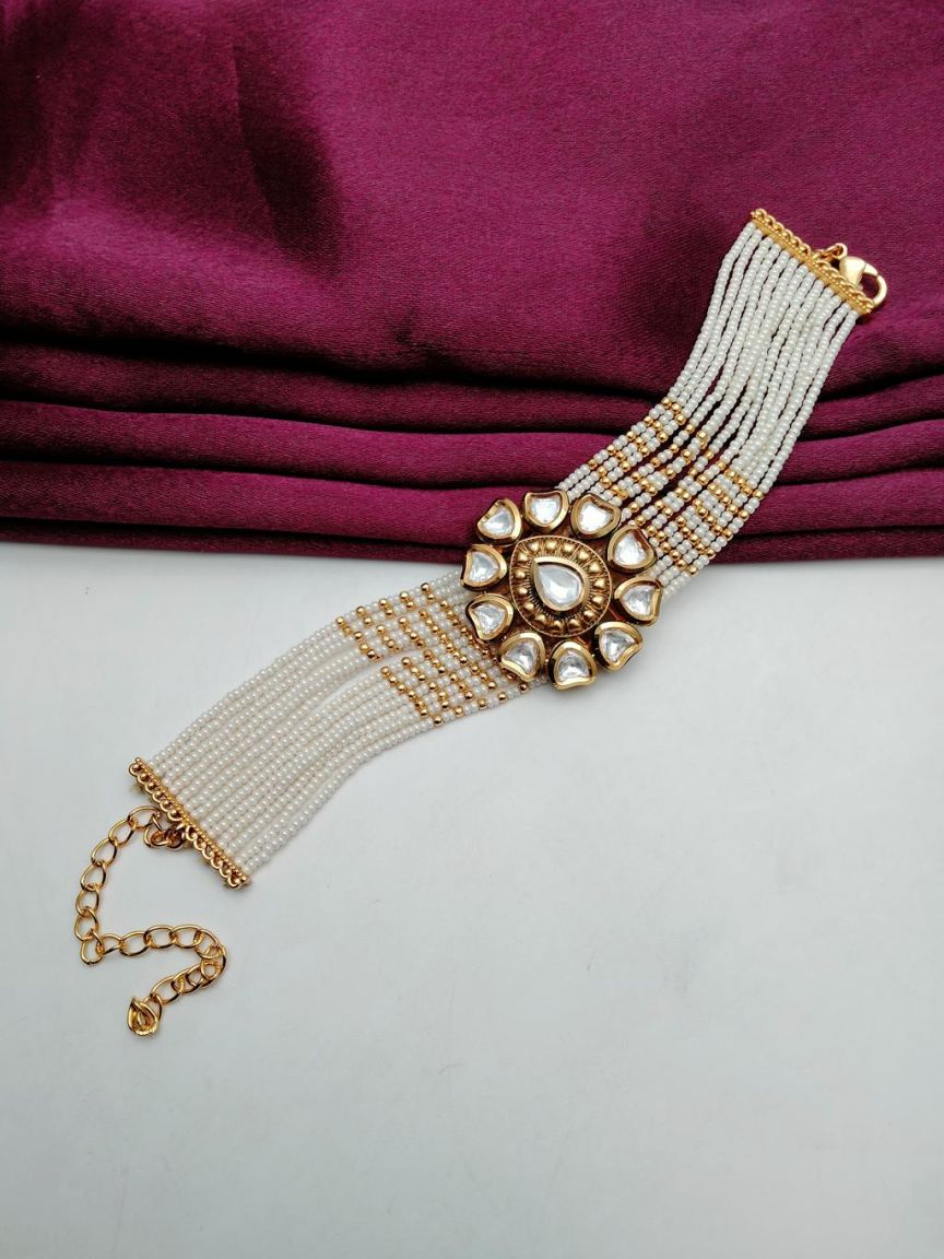 kundan-bracelets-BRK78004WGD