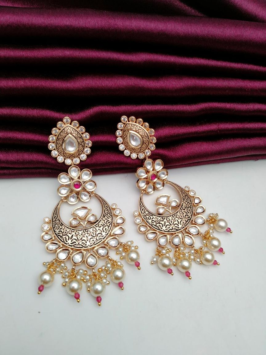 CHAND BALI IN KUNDAN (VILANDI) STYLE | DESIGN - 48084