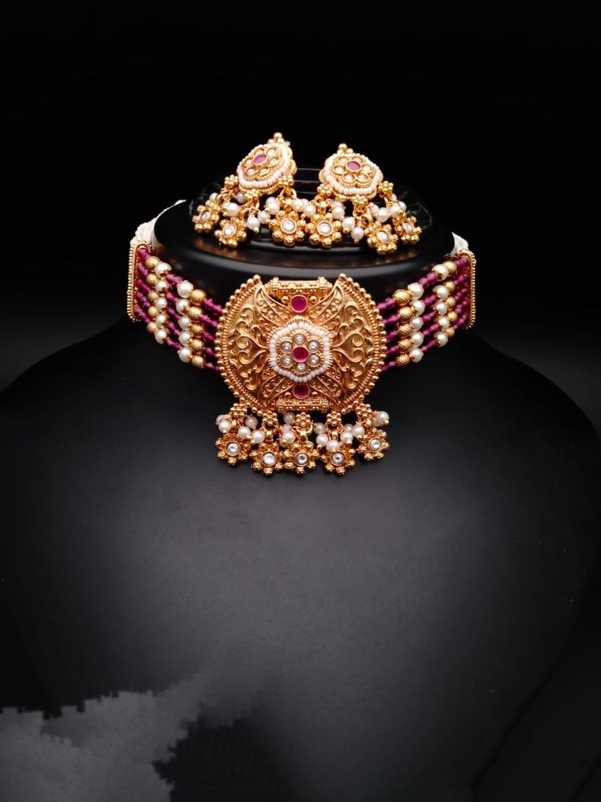 CHOKER IN POLKI (GOLD POLISH) STYLE | DESIGN - 21134
