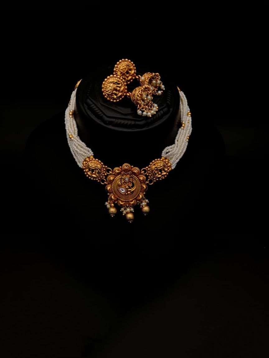 CHOKER IN POLKI (GOLD POLISH) STYLE | DESIGN - 21168