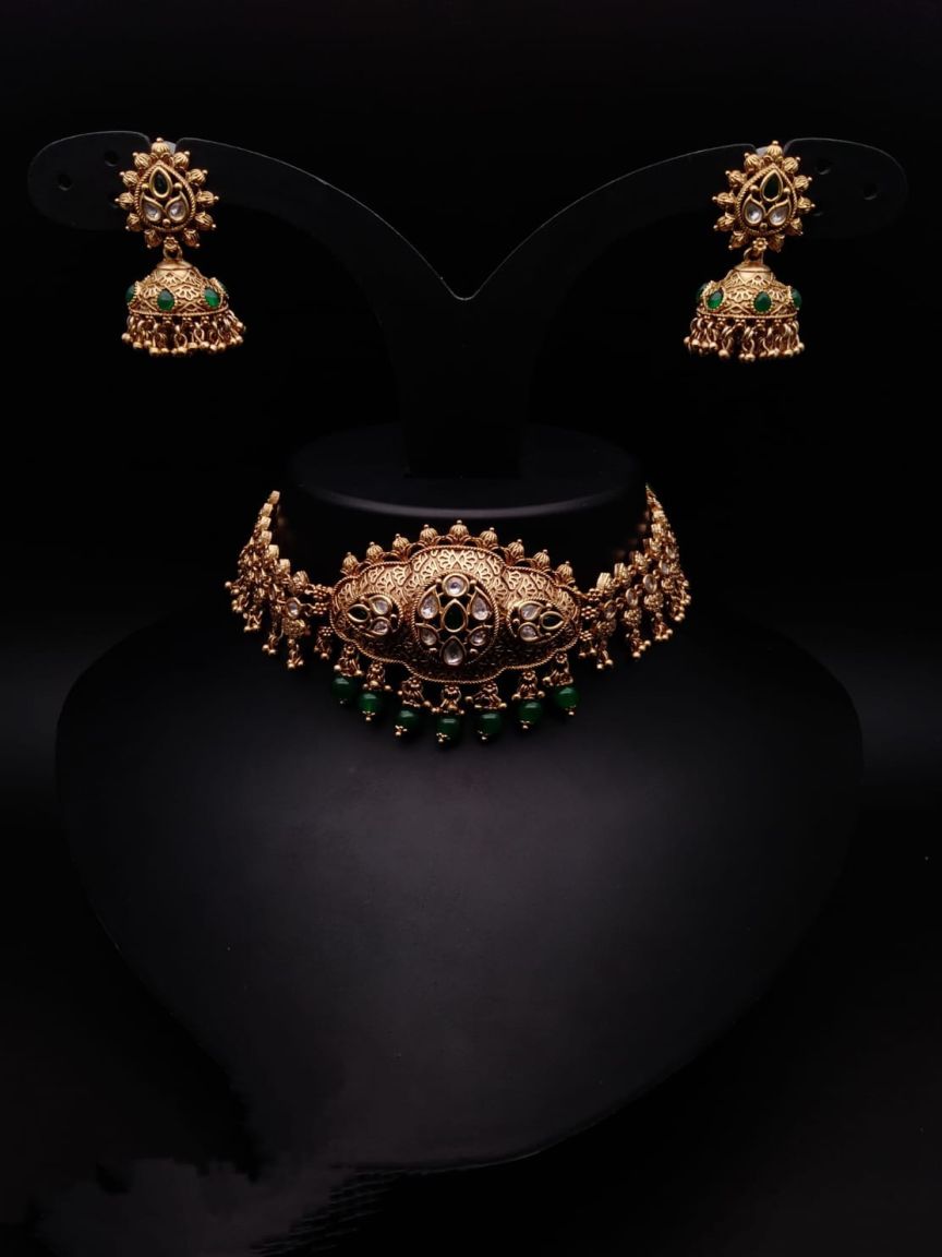 CHOKER IN POLKI (GOLD POLISH) STYLE | DESIGN - 21208