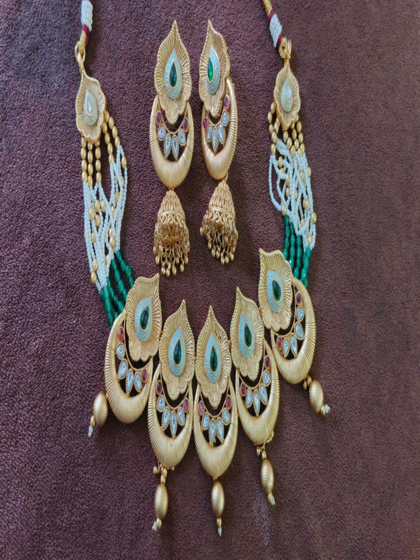CHOKER IN POLKI (GOLD POLISH) STYLE | DESIGN - 21211