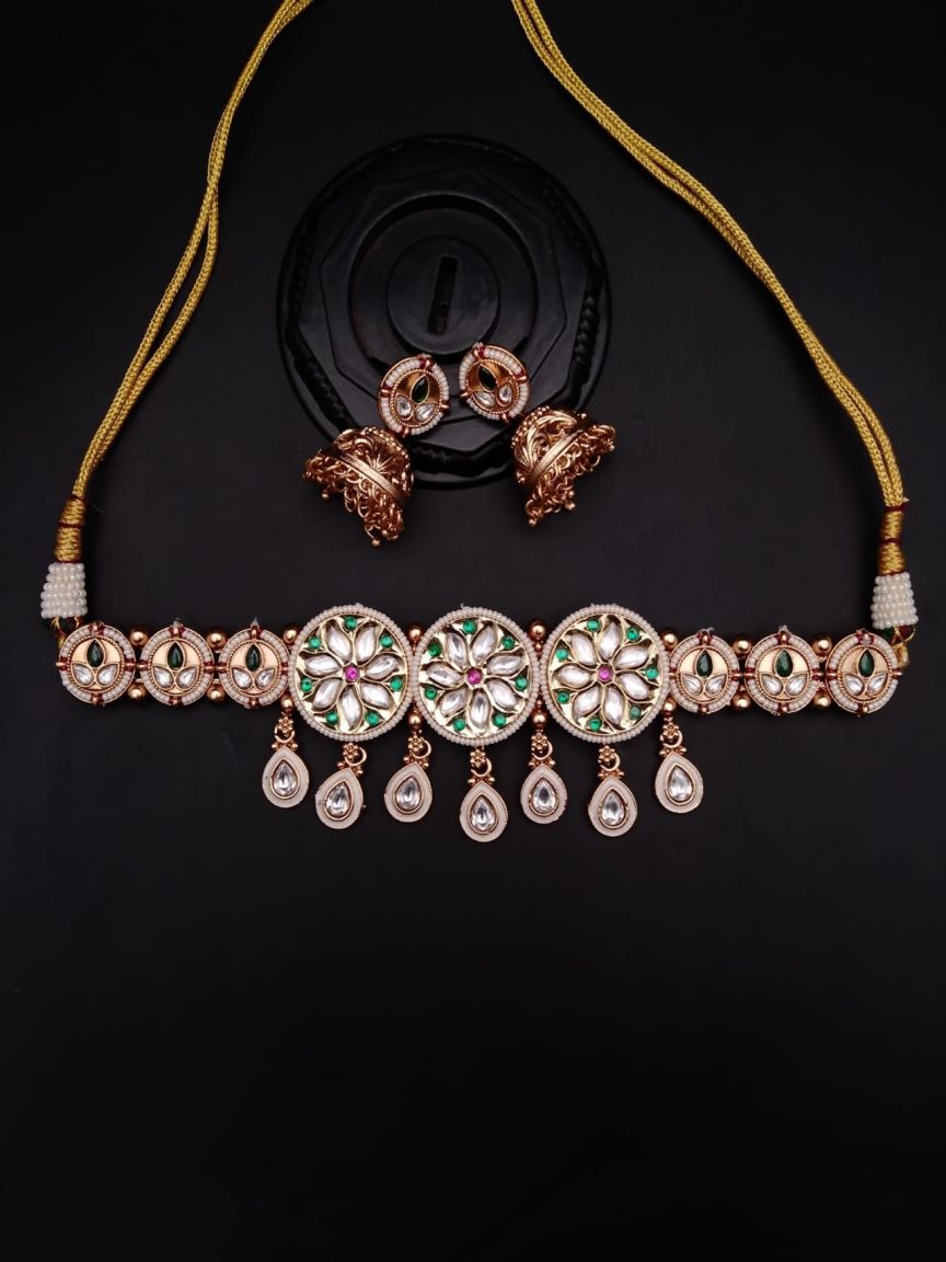 CHOKER IN POLKI (GOLD POLISH) STYLE | DESIGN - 21213