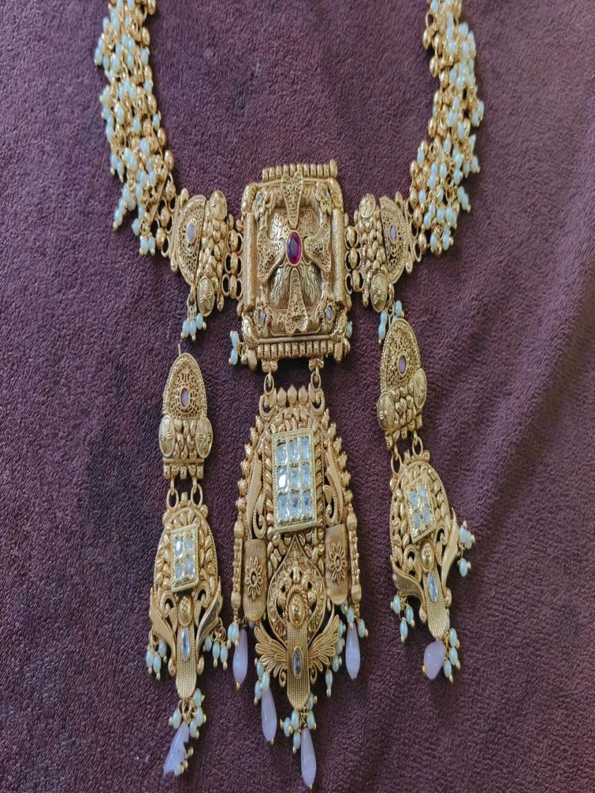 CHOKER IN POLKI (GOLD POLISH) STYLE | DESIGN - 21214