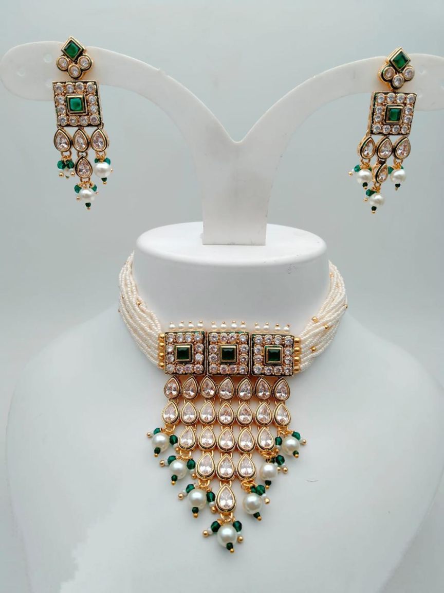 CHOKER IN POLKI (GOLD POLISH) STYLE | DESIGN - 21242