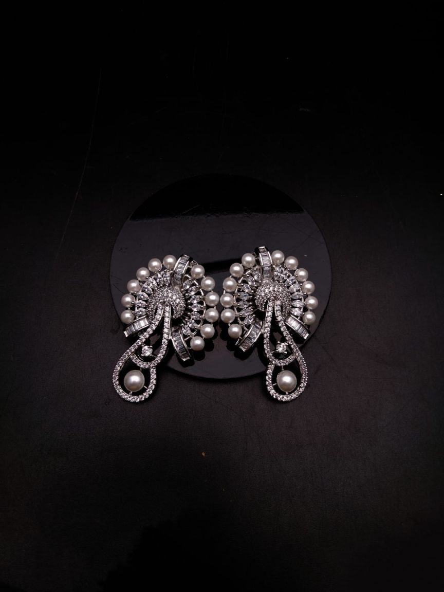 EARRINGS IN AMERICAN DIAMOND JEWELLERY STYLE | DESIGN - 41223