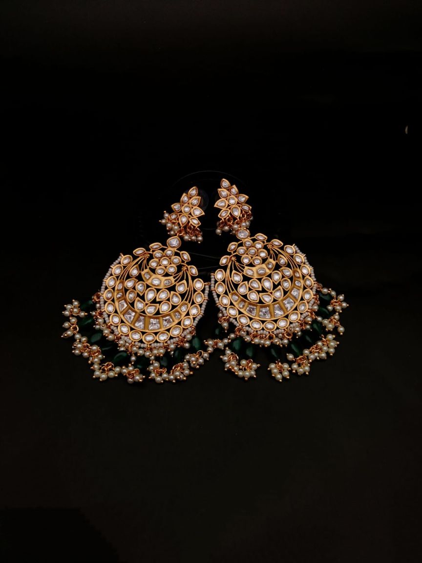 kundan-earrings-ERK80059GRGD