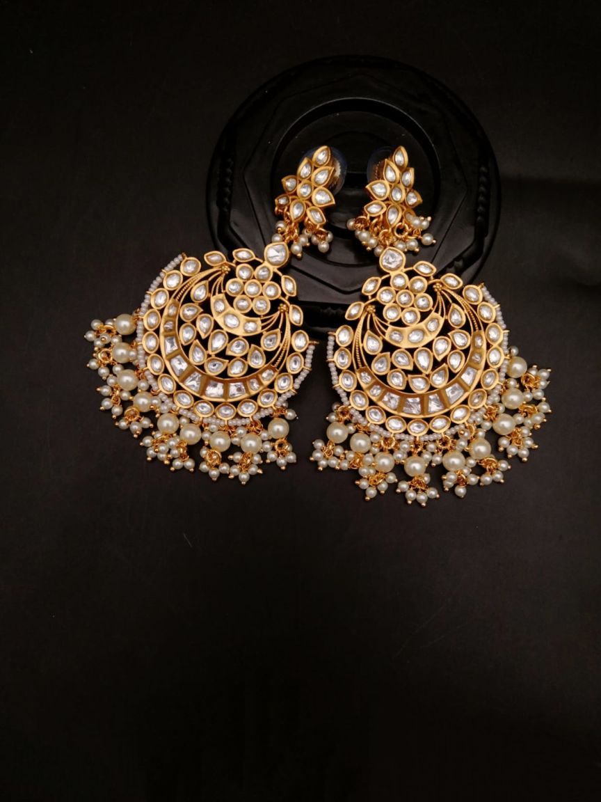 kundan-earrings-ERK80059WGD