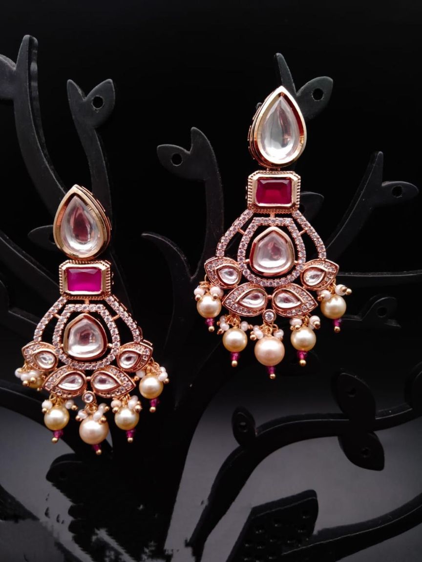 EARRINGS IN KUNDAN (VILANDI) STYLE | DESIGN - 80089
