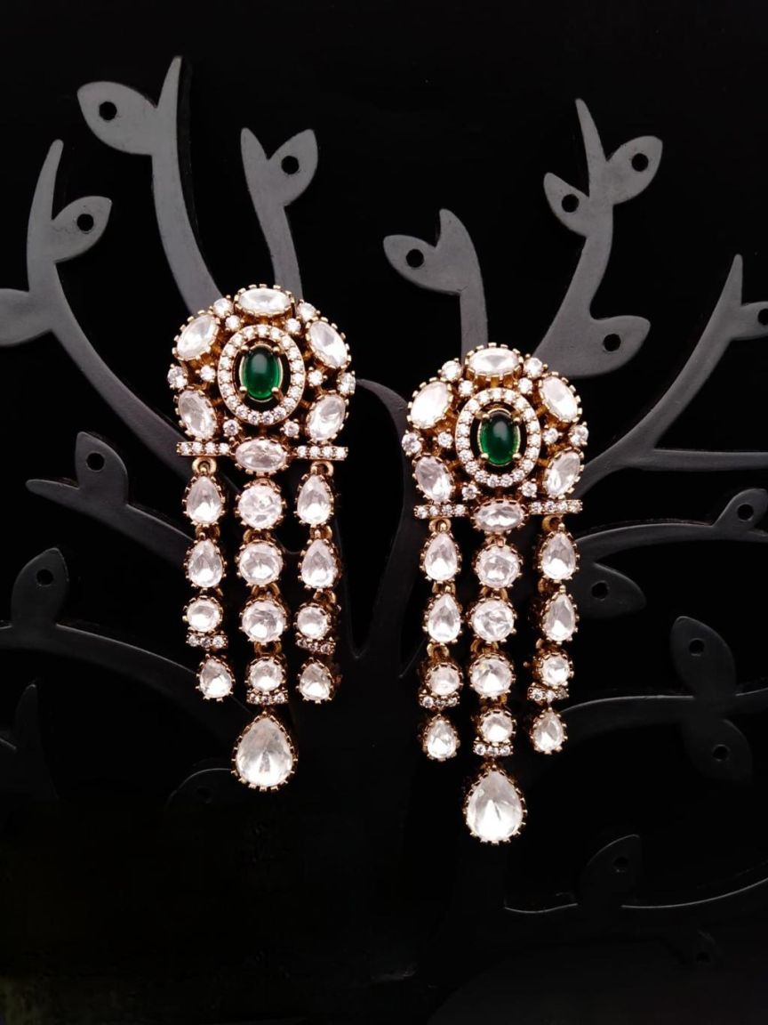 EARRINGS IN KUNDAN (VILANDI) STYLE | DESIGN - 80121