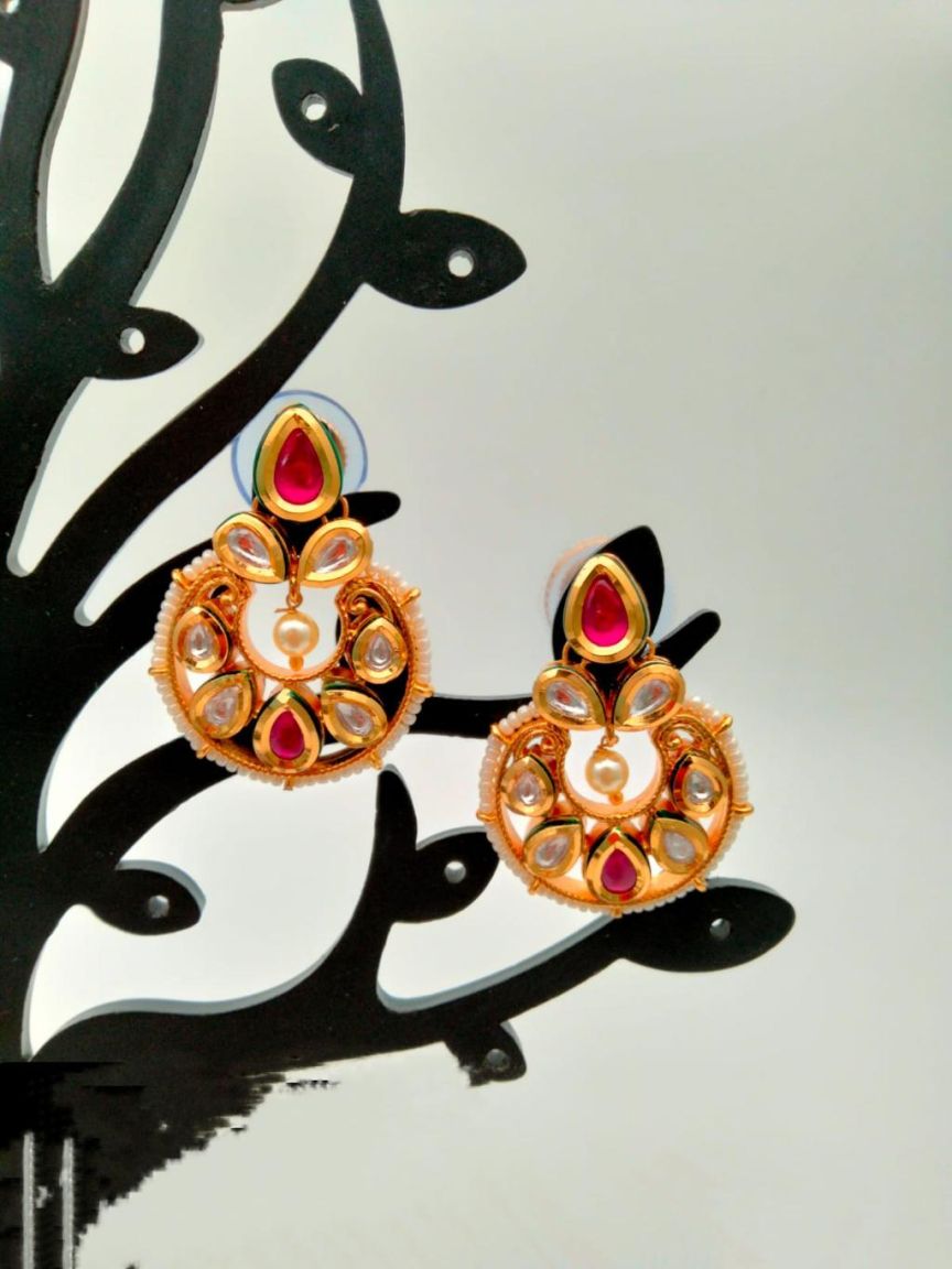 EARRINGS IN KUNDAN (VILANDI) STYLE | DESIGN - 80124
