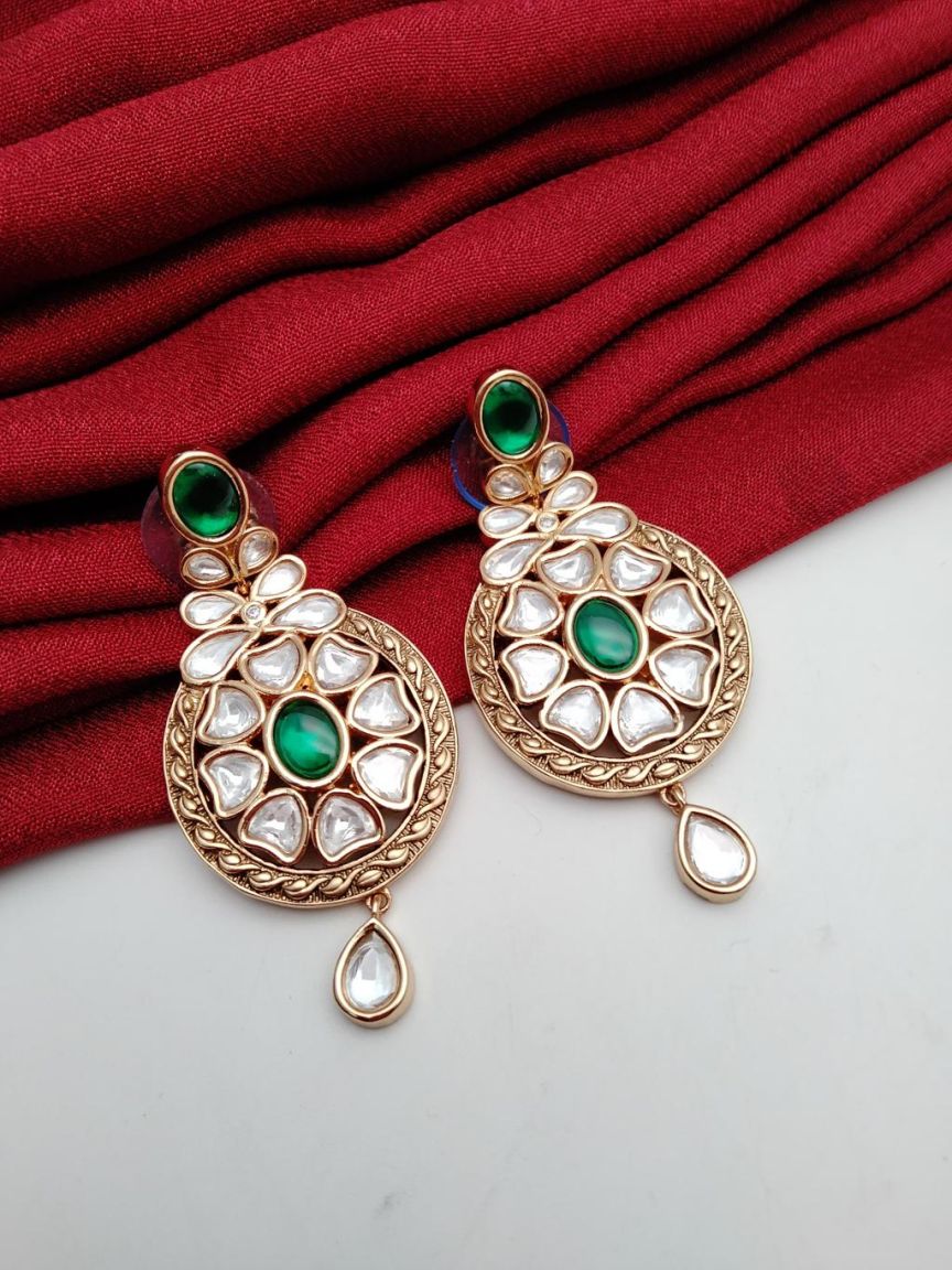 kundan-earrings-ERK80131GRGD