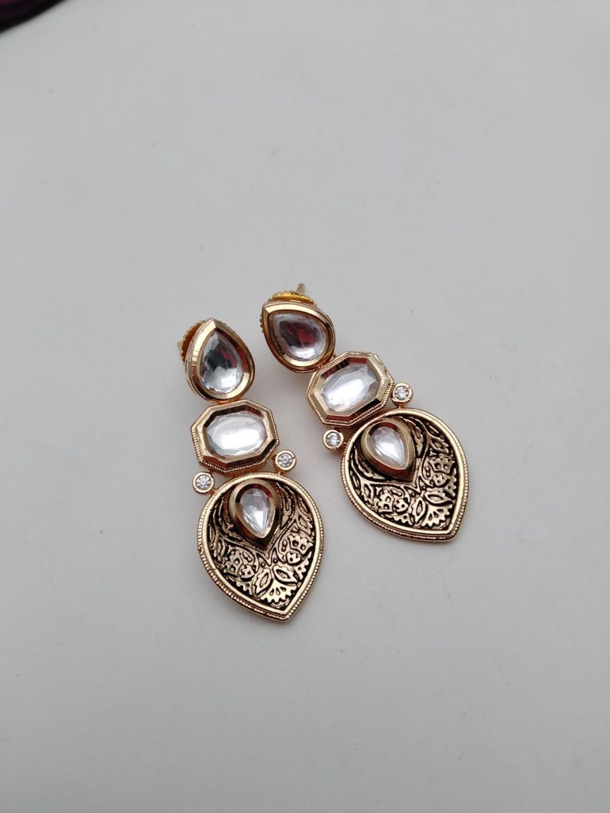 kundan-earrings-ERK80137WGD