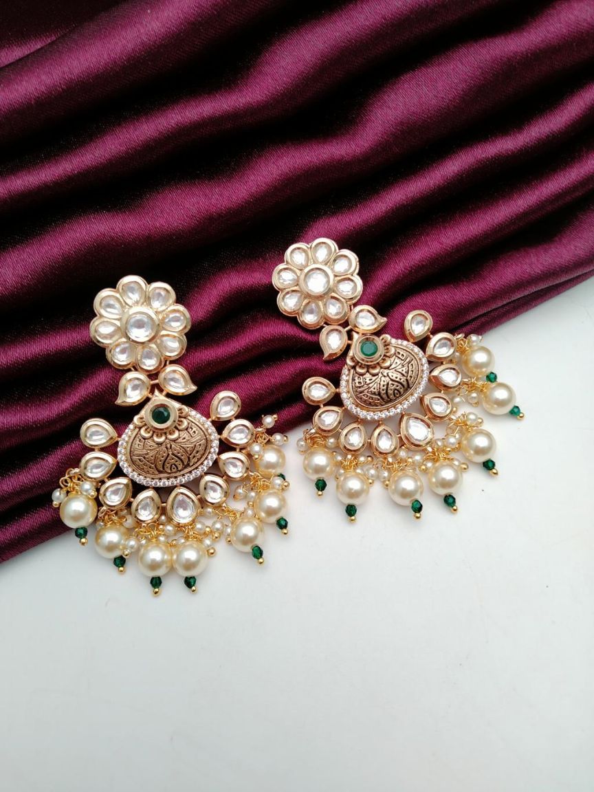 kundan-earrings-ERK80139GRGD