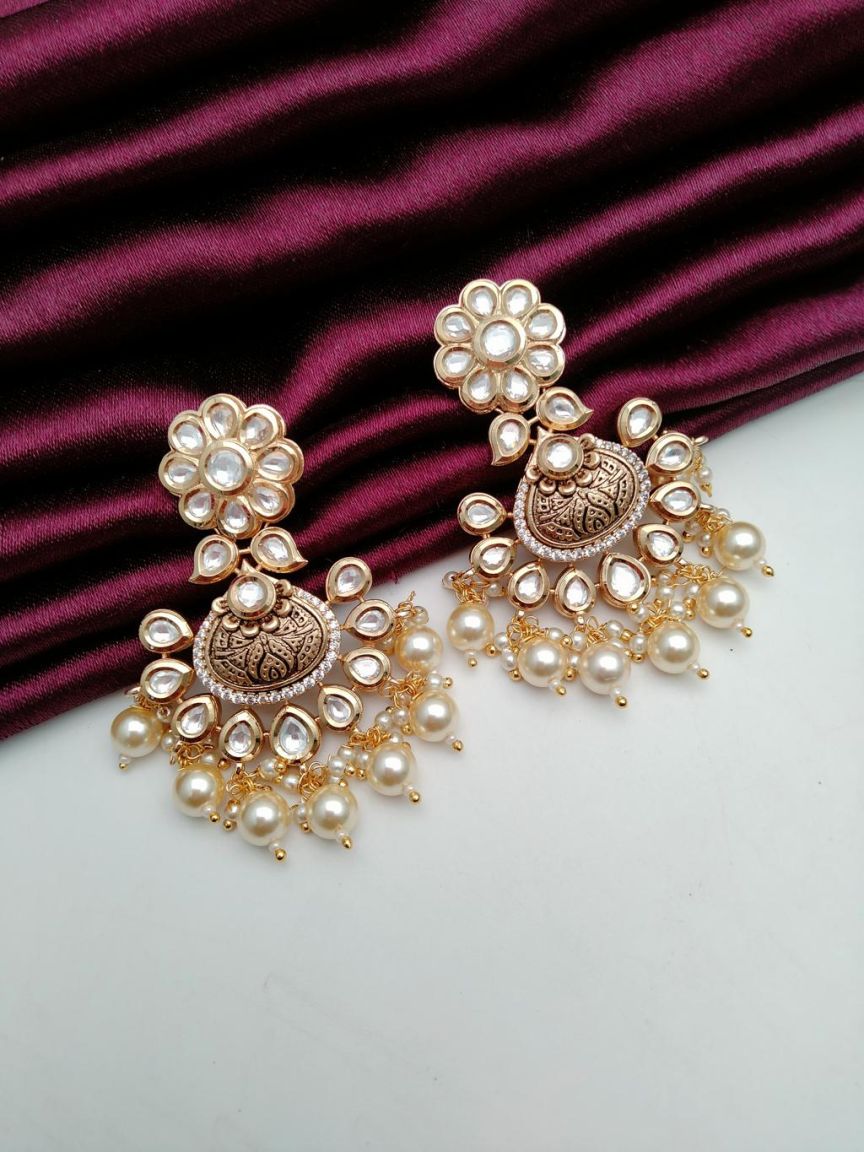 kundan-earrings-ERK80139WGD