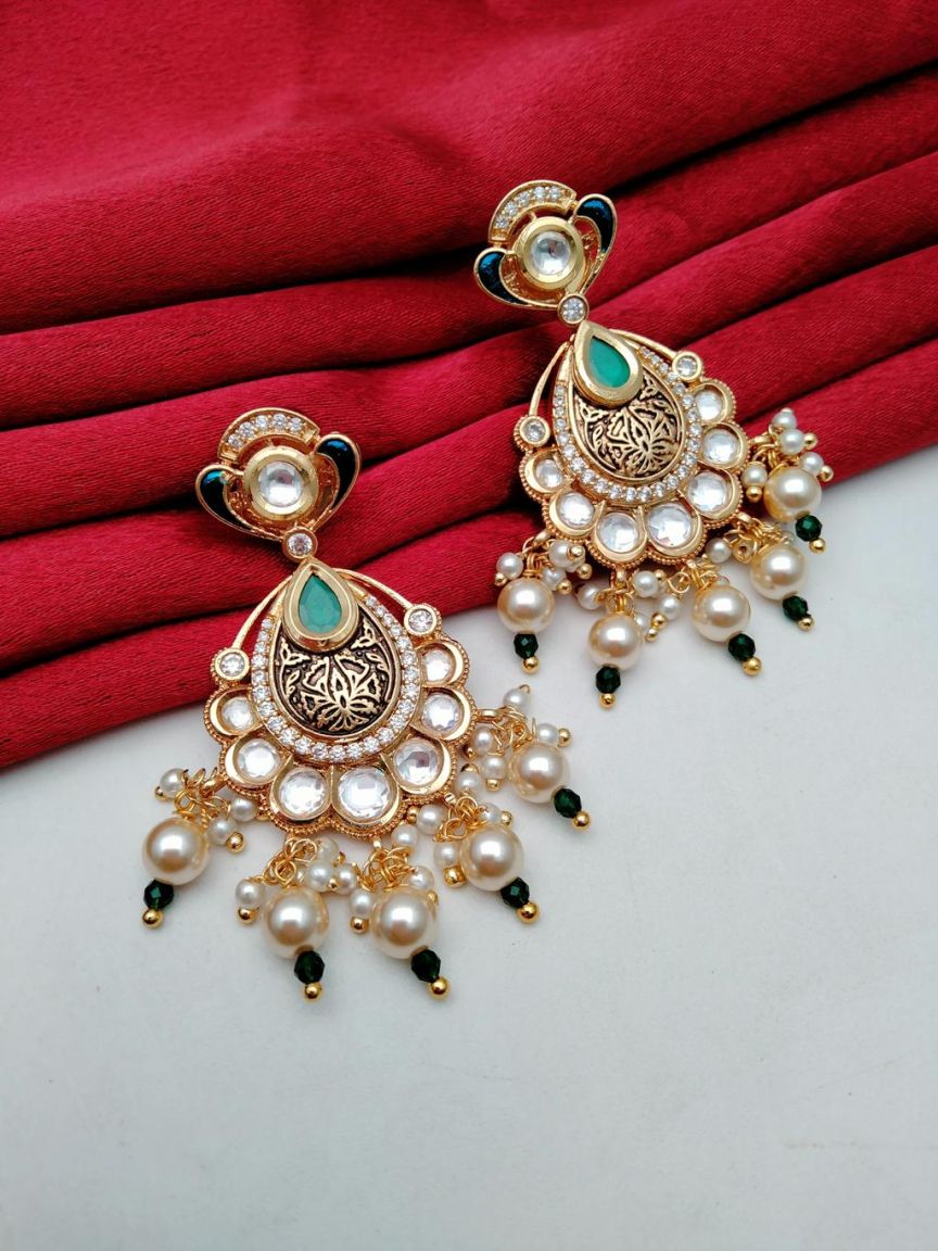 kundan-earrings-ERK80151GRGD