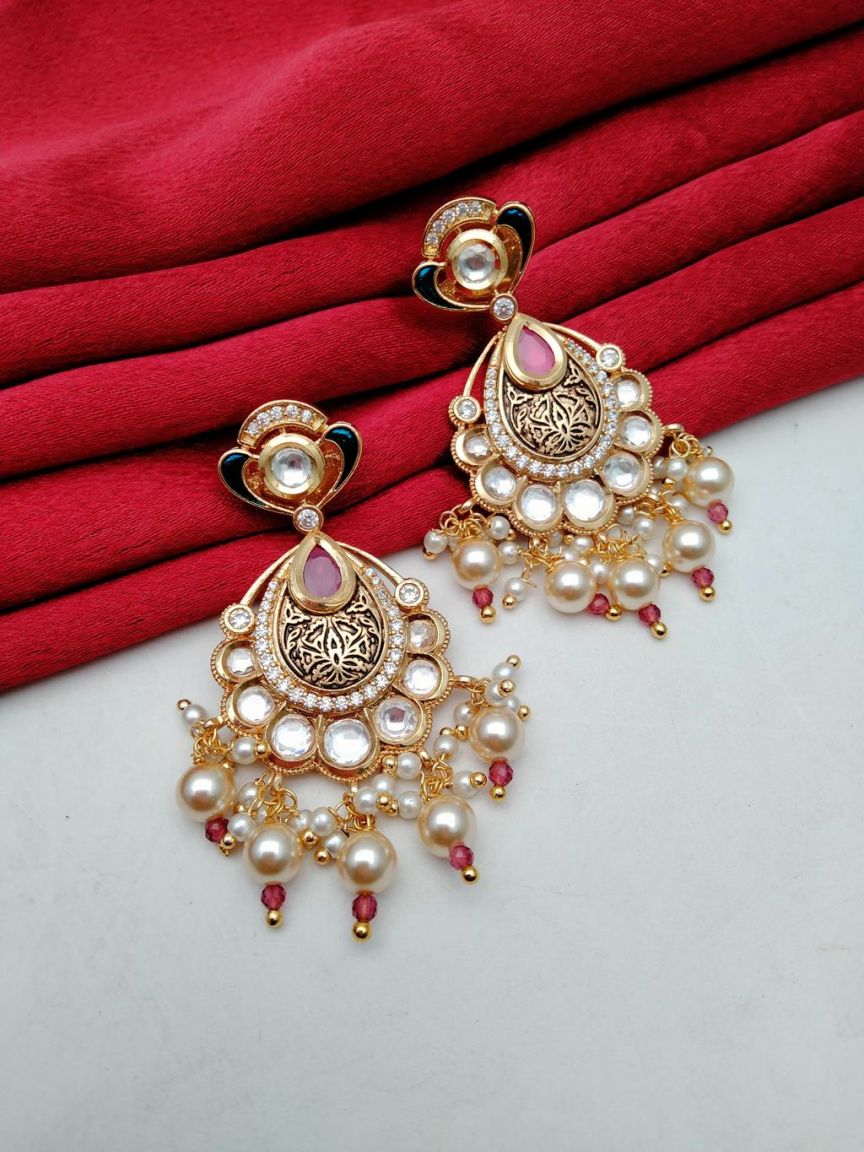 EARRINGS IN KUNDAN (VILANDI) STYLE | DESIGN - 80151