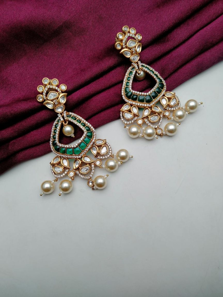 kundan-earrings-ERK80154GRVC