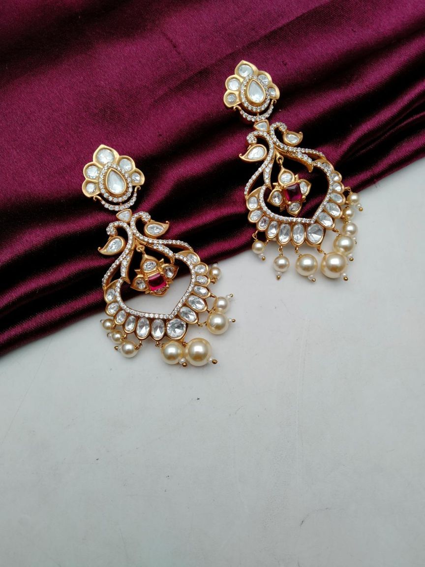 EARRINGS IN KUNDAN (VILANDI) STYLE | DESIGN - 80159