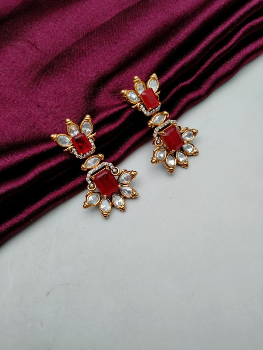 EARRINGS IN KUNDAN (VILANDI) STYLE | DESIGN - 80162