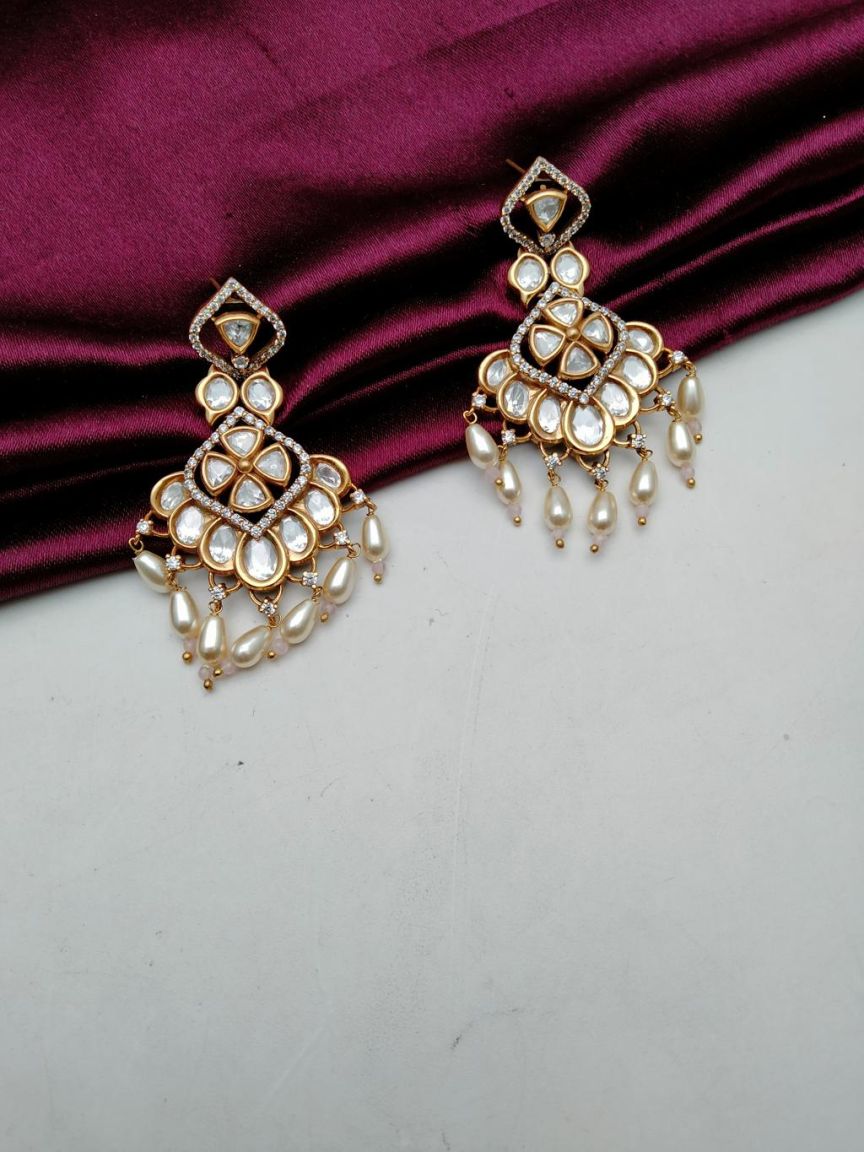 kundan-earrings-ERK80164PKVC
