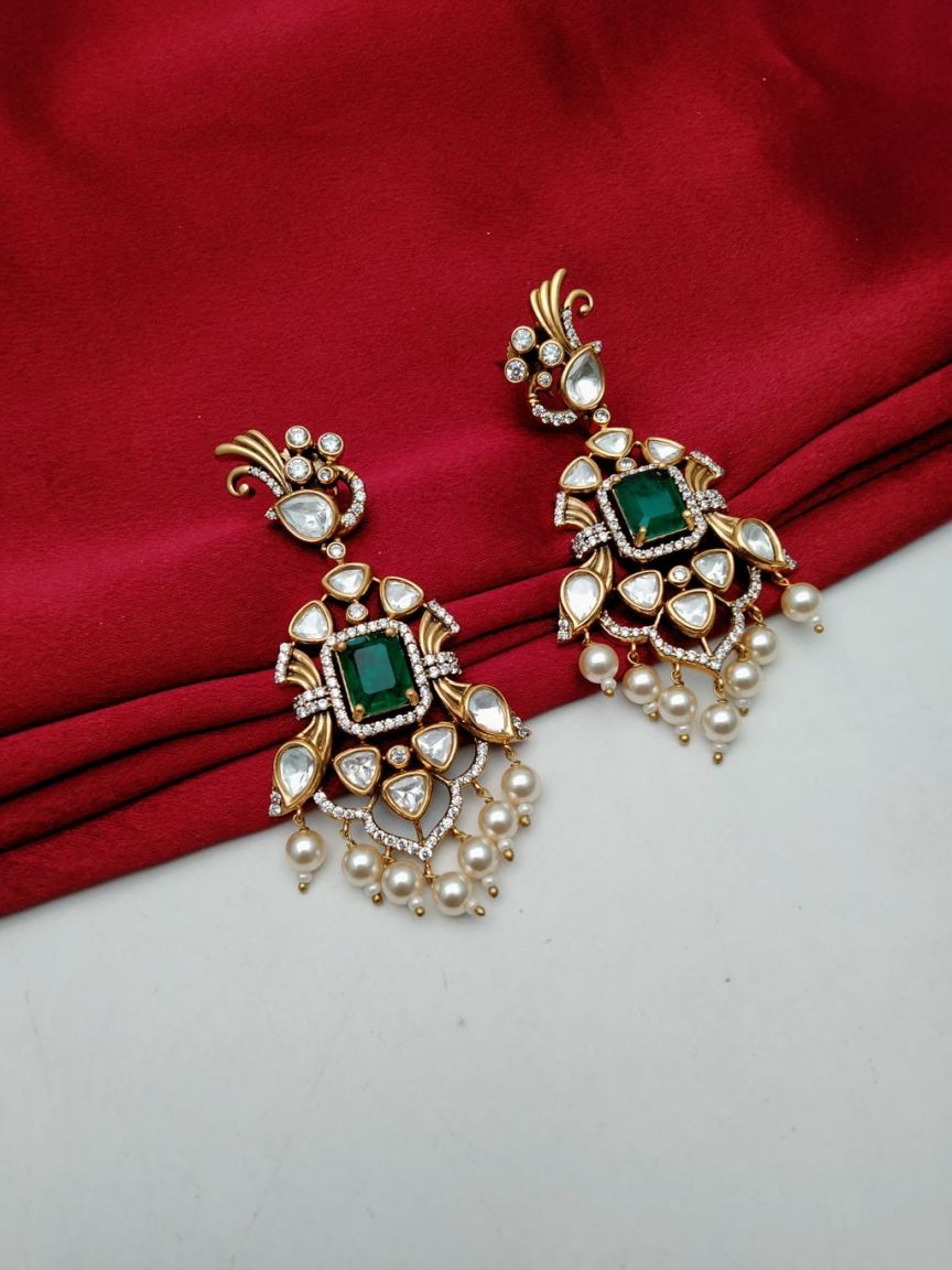 kundan-earrings-ERK80168GRVC
