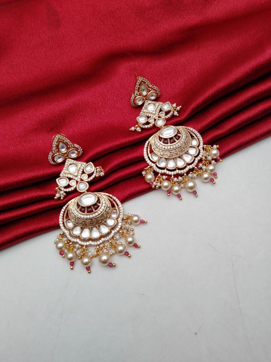 EARRINGS IN KUNDAN (VILANDI) STYLE | DESIGN - 80172