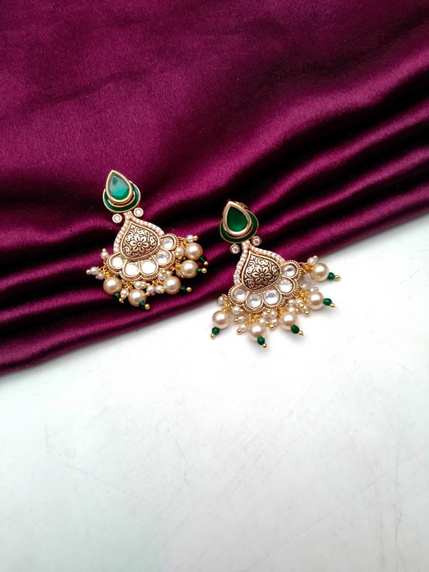 kundan-earrings-ERK80176GRGD