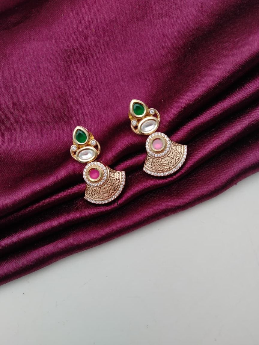 kundan-earrings-ERK80180RGRGD