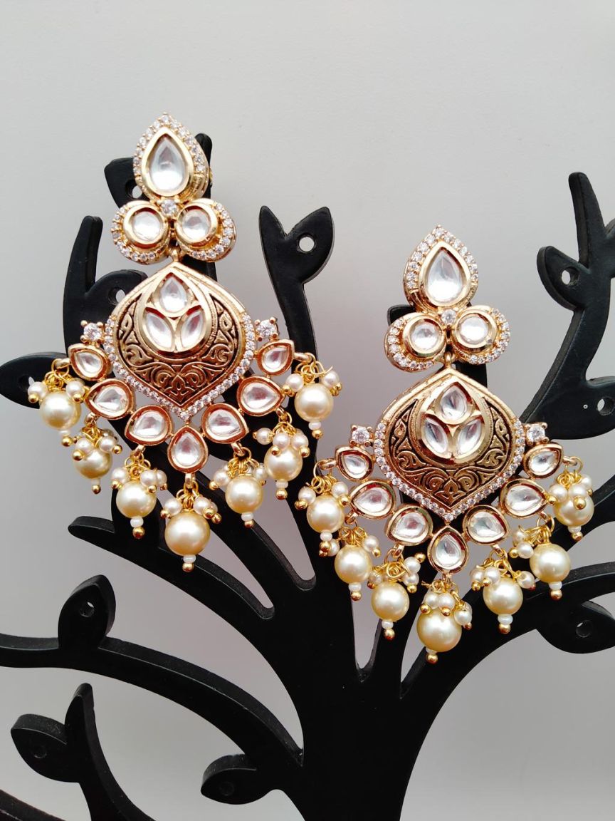 kundan-earrings-ERK80194WGD