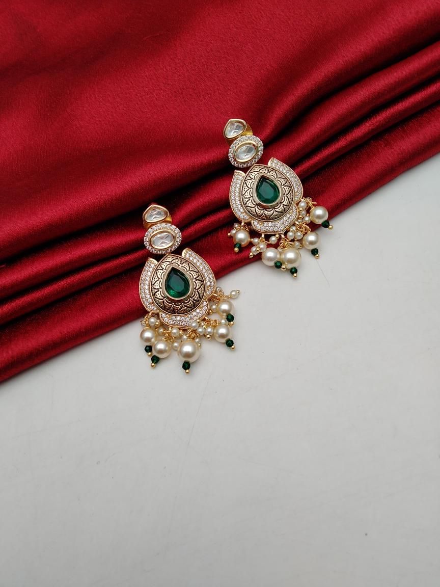 kundan-earrings-ERK80205GRGD