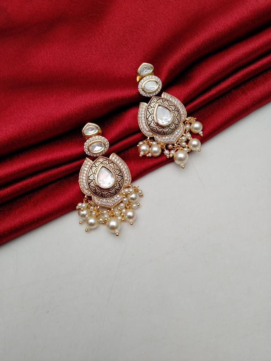 kundan-earrings-ERK80205WGD