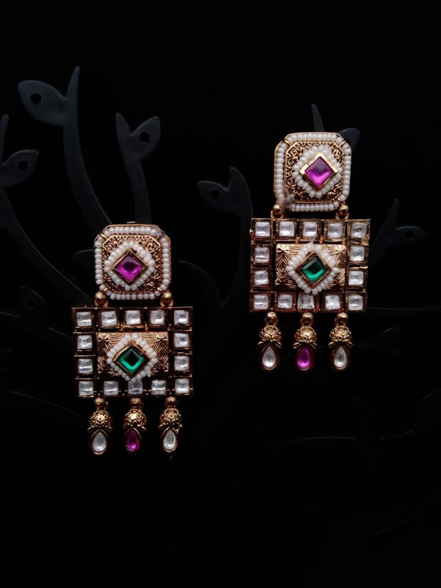 EARRINGS IN POLKI (GOLD POLISH) STYLE | DESIGN - 49109