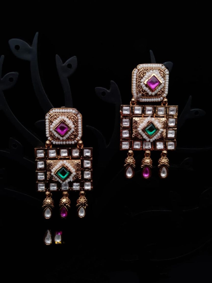 EARRINGS IN POLKI (GOLD POLISH) STYLE | DESIGN - 49146