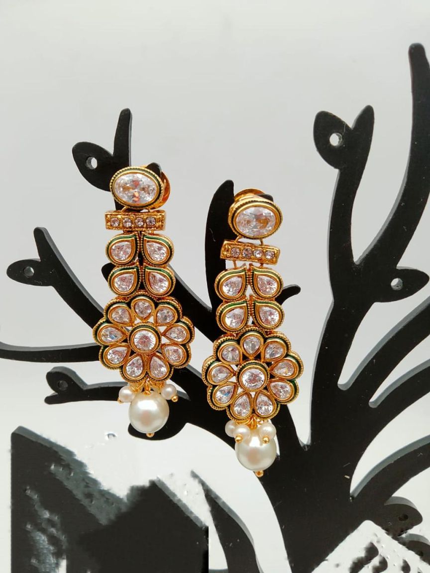 EARRINGS IN POLKI (GOLD POLISH) STYLE | DESIGN - 49213