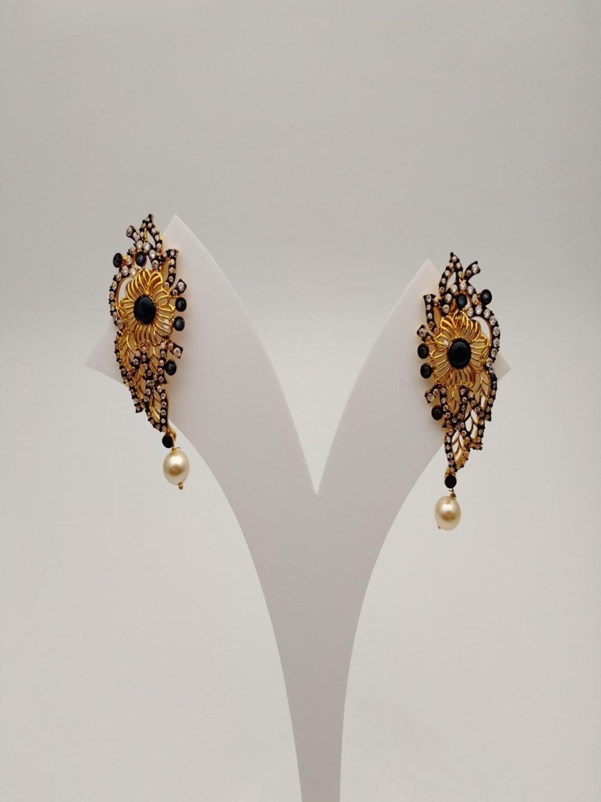 EARRINGS IN POLKI (GOLD POLISH) STYLE | DESIGN - 49228