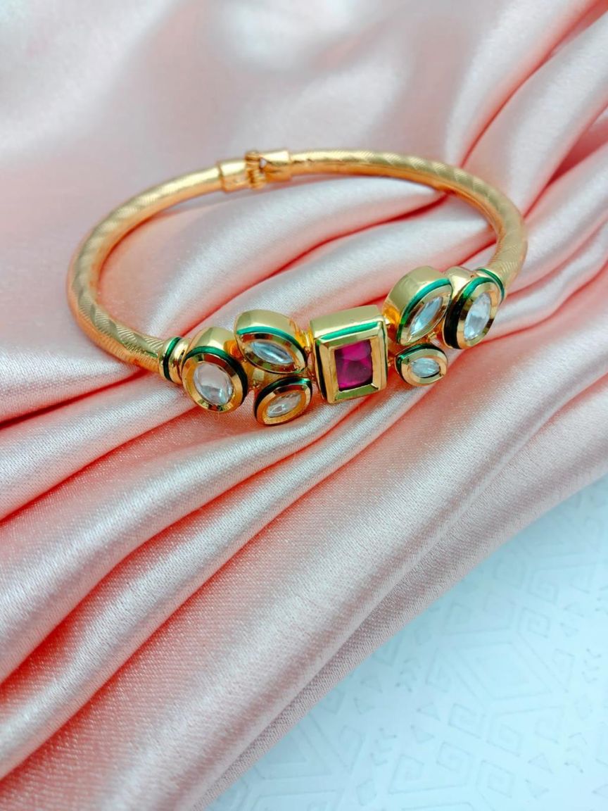 KADA IN KUNDAN (VILANDI) STYLE | DESIGN - 82017